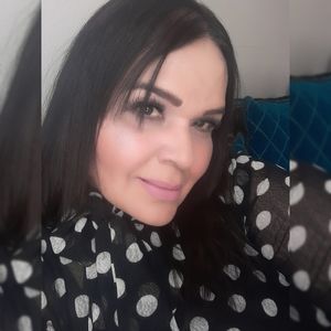 Meet your Posher, Mirtha